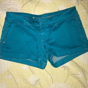 Blue stretchy jean shorts